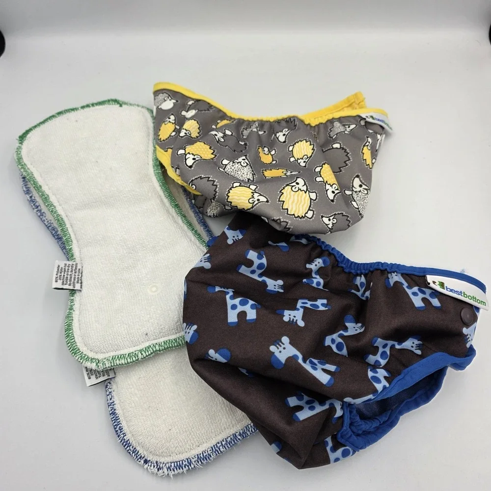 2 Best Bottom One Size Yellow Blue Themed Diapers & 2 White Green Blue Inserts